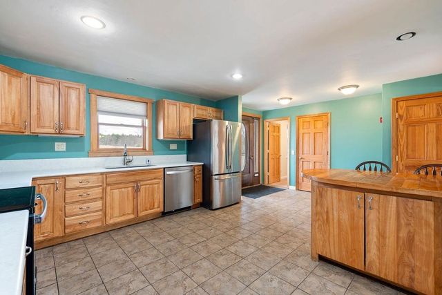 218 County Farm Road, Dover, NH 03820