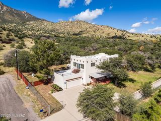 4339 E Wickersham Road, Hereford, AZ 85615