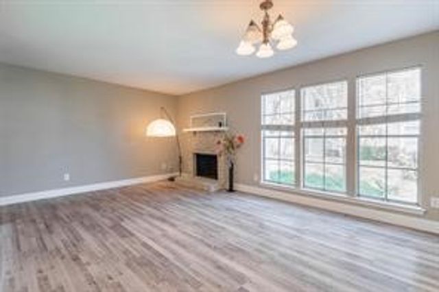 5881 Preston View Boulevard 170, Dallas, TX 75240