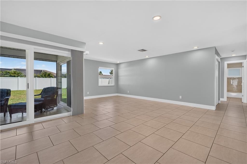 1405 SE 13th TER, CAPE CORAL, FL 33990 — photo 3