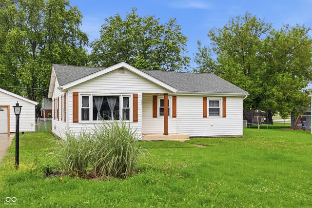 104 Willow Lane, Anderson, IN 46012