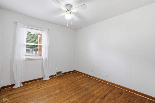 104 Willow Lane, Anderson, IN 46012