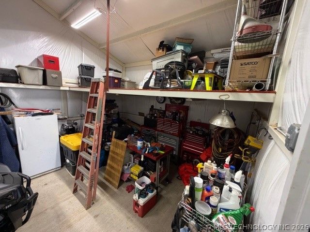 4166 Sportsman, Kingston, OK 73439