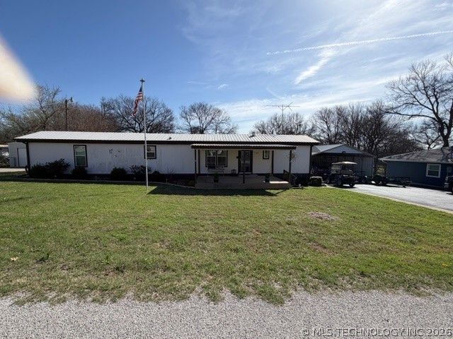 4166 Sportsman, Kingston, OK 73439