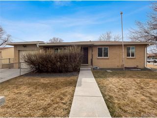 5790 W Louisiana Ave, Lakewood, CO 80232