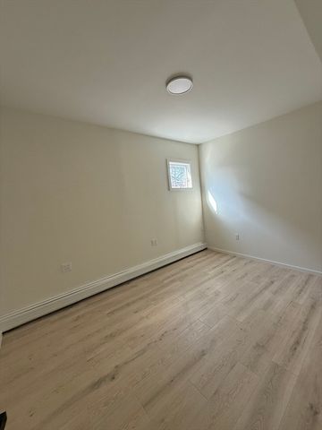 359 Lowell 1, Somerville, MA 02145