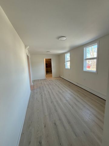 359 Lowell 1, Somerville, MA 02145
