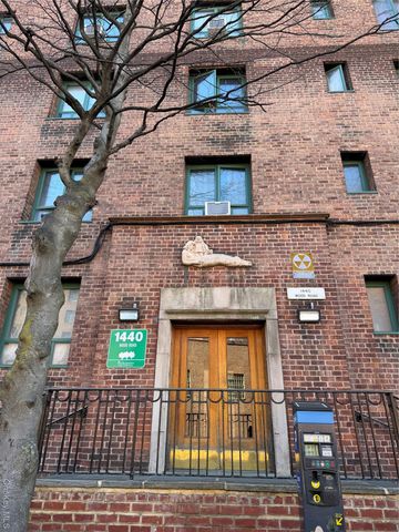 1440 Wood Road 2F, Bronx, NY 10462