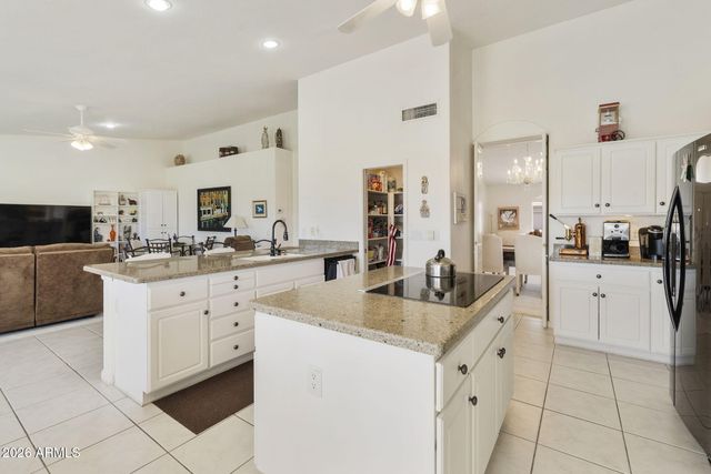 9505 E SUNRIDGE Drive, Sun Lakes, AZ 85248