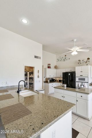 9505 E SUNRIDGE Drive, Sun Lakes, AZ 85248