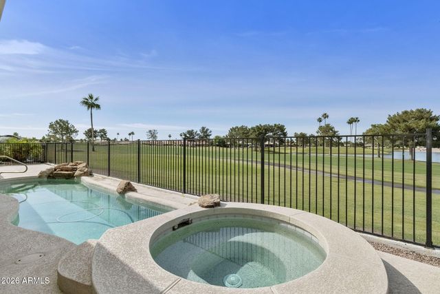 9505 E SUNRIDGE Drive, Sun Lakes, AZ 85248