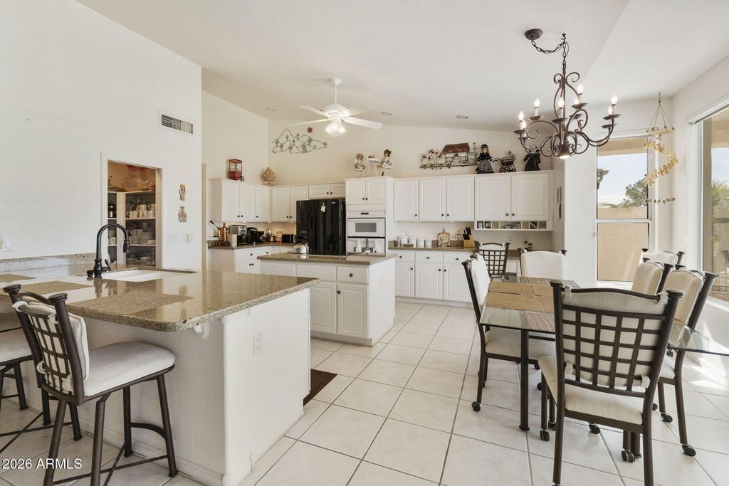 Image 15 of property listing at 9505 E SUNRIDGE Drive, Sun Lakes, AZ 85248