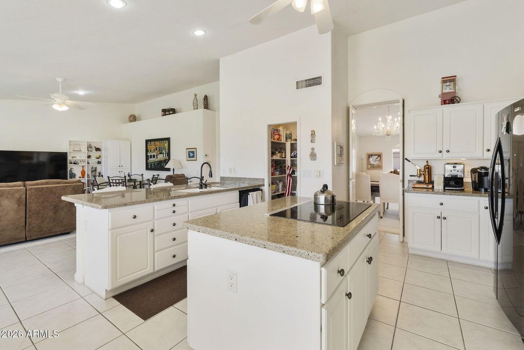 Image 19 of property listing at 9505 E SUNRIDGE Drive, Sun Lakes, AZ 85248