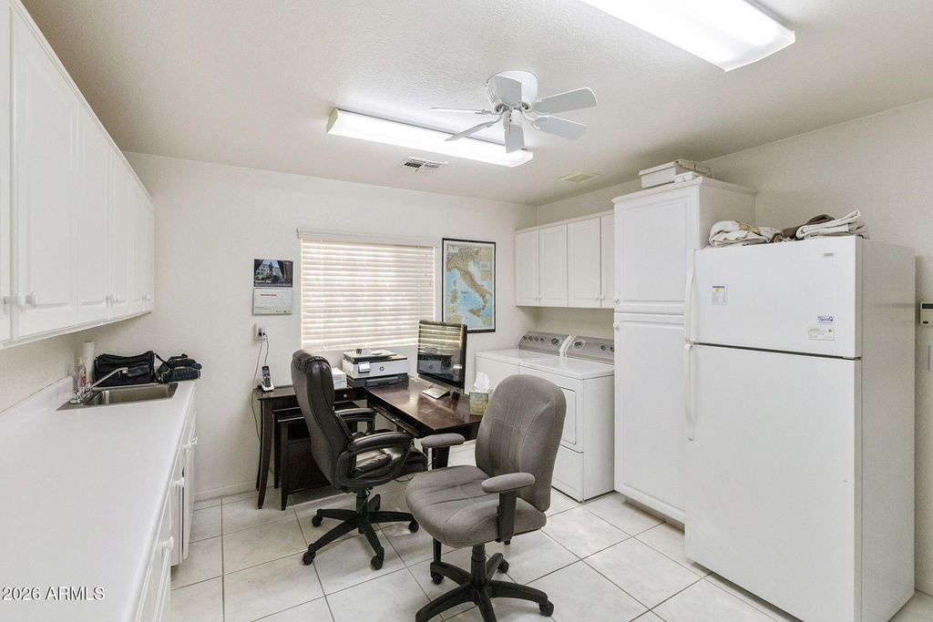 Image 39 of property listing at 9505 E SUNRIDGE Drive, Sun Lakes, AZ 85248