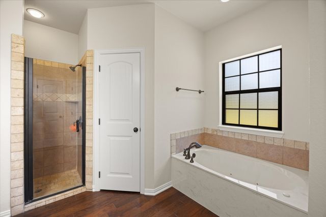 425 Indian Mountain Court, Granbury, TX 76048