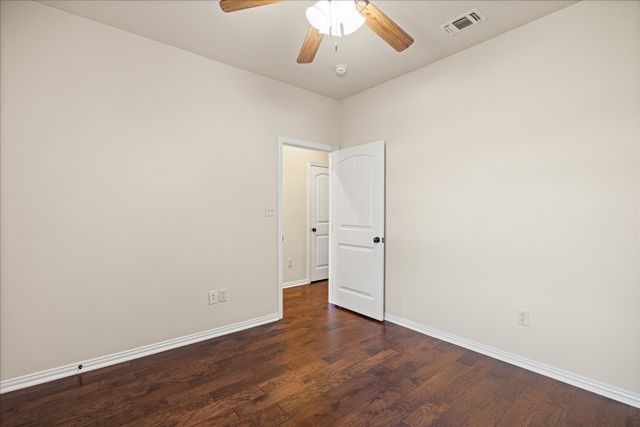 425 Indian Mountain Court, Granbury, TX 76048