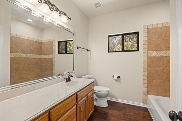 425 Indian Mountain Court, Granbury, TX 76048