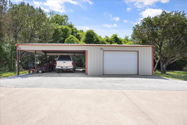 425 Indian Mountain Court, Granbury, TX 76048