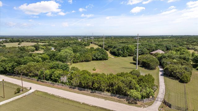 425 Indian Mountain Court, Granbury, TX 76048