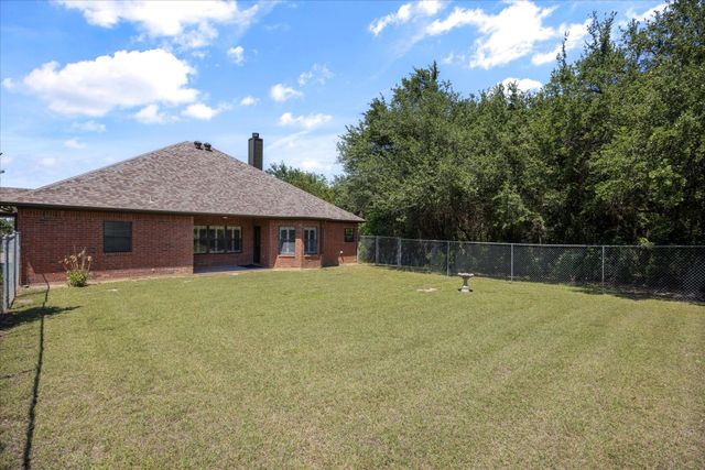 425 Indian Mountain Court, Granbury, TX 76048