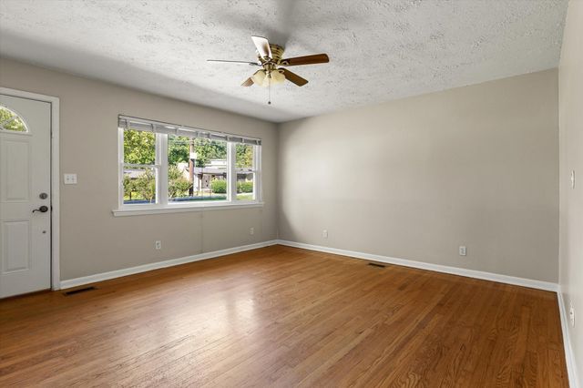 311 Browntown Road, Chattanooga, TN 37415