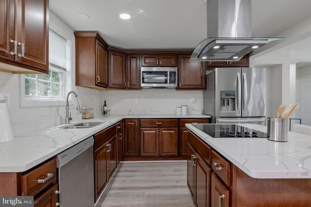 3710 26TH AVE, Temple Hills, MD 20748