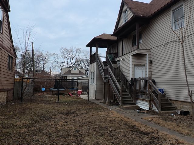 8802 S Carpenter Street, Chicago, IL 60620