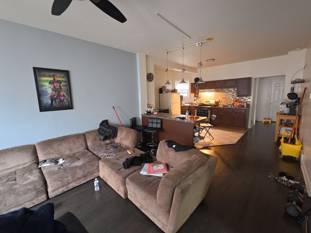 8802 S Carpenter Street, Chicago, IL 60620