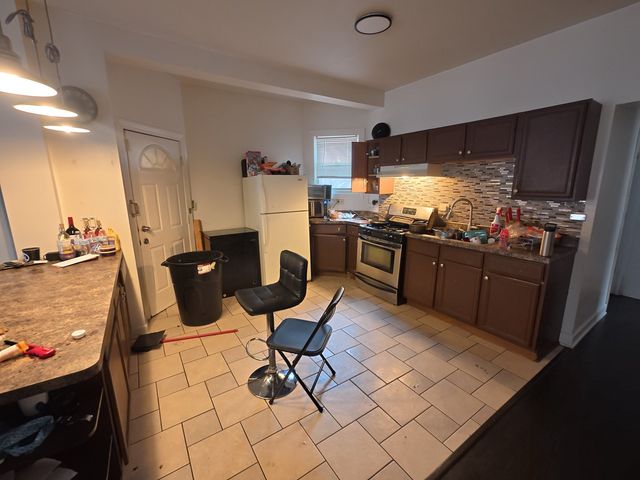 8802 S Carpenter Street, Chicago, IL 60620