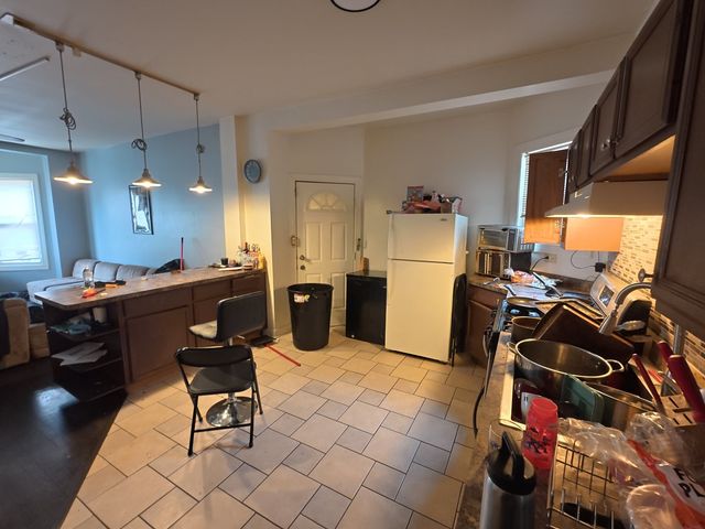 8802 S Carpenter Street, Chicago, IL 60620