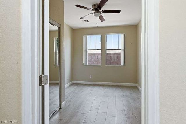 10464 Calico Pines Avenue, Las Vegas, NV 89135
