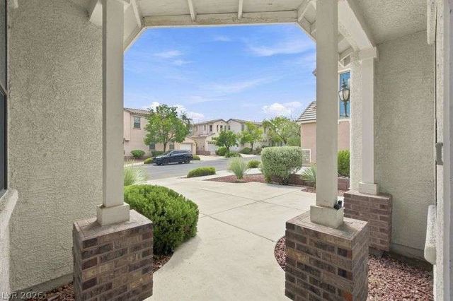 10464 Calico Pines Avenue, Las Vegas, NV 89135