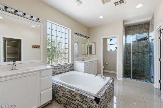 10464 Calico Pines Avenue, Las Vegas, NV 89135