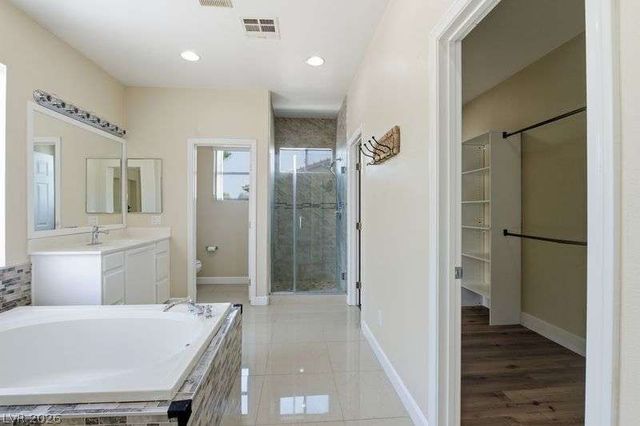 10464 Calico Pines Avenue, Las Vegas, NV 89135