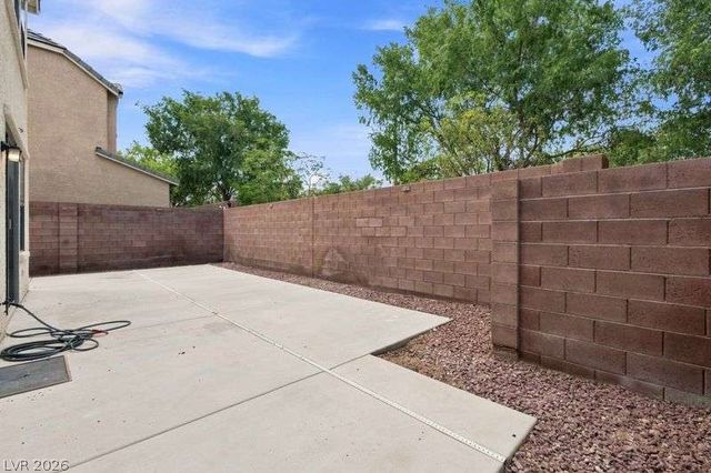 10464 Calico Pines Avenue, Las Vegas, NV 89135