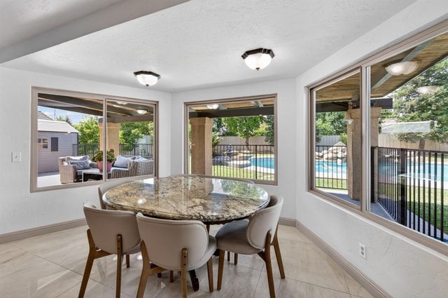1320 W Alluvial Avenue, Fresno, CA 93711