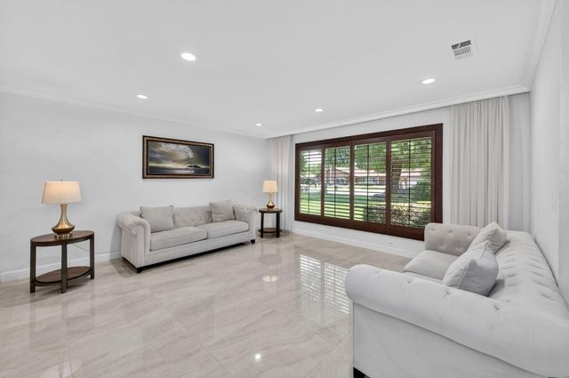 1320 W Alluvial Avenue, Fresno, CA 93711