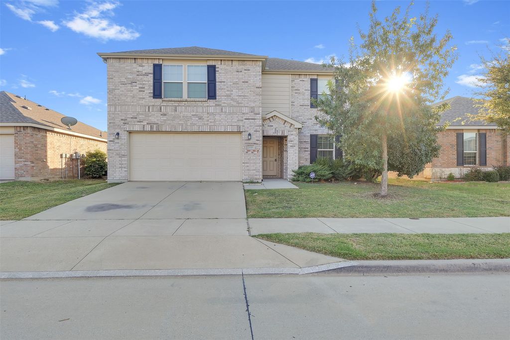 1616 Megan Creek Drive, Little Elm, TX 75068