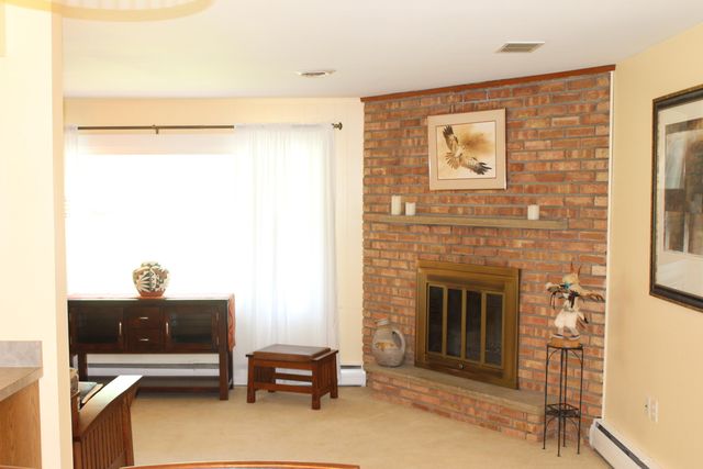 3444 E Pineview Drive, Dexter, MI 48130