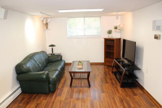 3444 E Pineview Drive, Dexter, MI 48130
