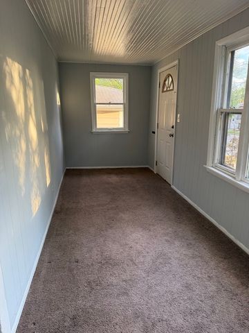 825 N Butrick Street, Waukegan, IL 60085