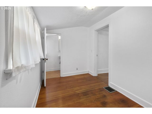 2534 Ne 44TH Ave, Portland, OR 97213