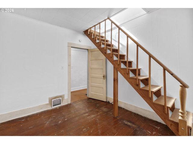 2534 Ne 44TH Ave, Portland, OR 97213