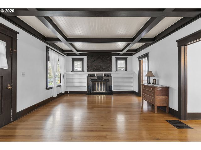 2534 Ne 44TH Ave, Portland, OR 97213