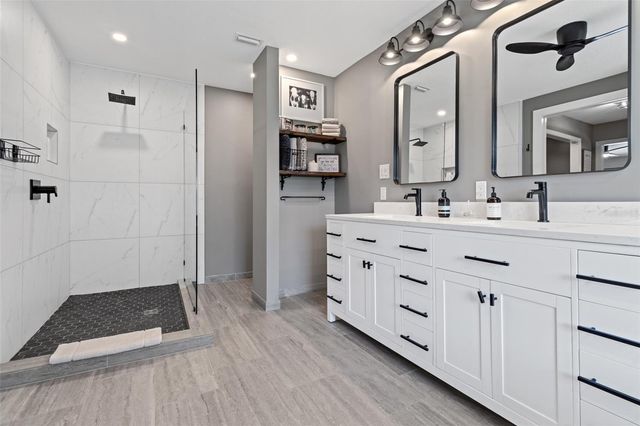 10911 VICTORIA ARBOR WAY, Temple Terrace, FL 33617