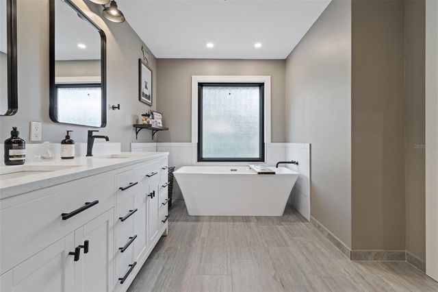 10911 VICTORIA ARBOR WAY, Temple Terrace, FL 33617