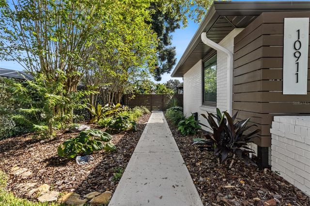 10911 VICTORIA ARBOR WAY, Temple Terrace, FL 33617