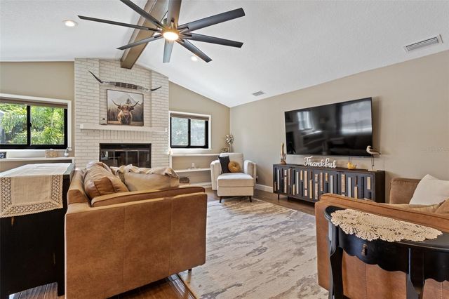 10911 VICTORIA ARBOR WAY, Temple Terrace, FL 33617