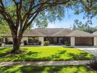 10911 VICTORIA ARBOR WAY, Temple Terrace, FL 33617