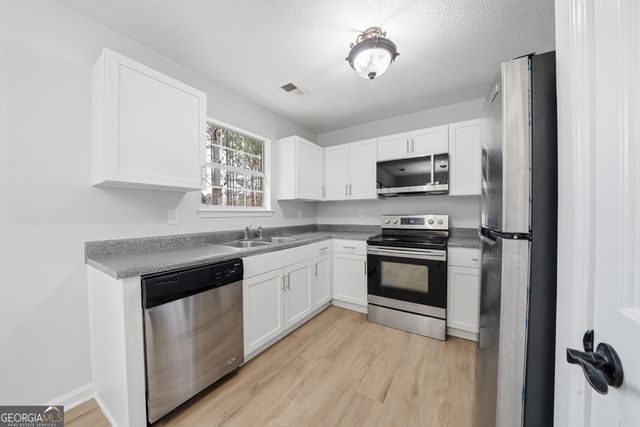 3754 Salem Meadows Drive, Stonecrest, GA 30038